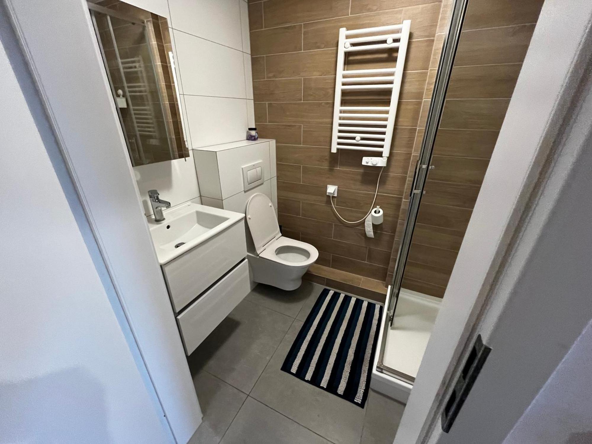 City View Studio Apartment Wroclaw Bagian luar foto